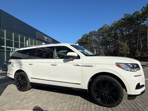 2024 Lincoln Navigator Reserve
