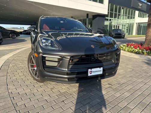 2023 Porsche Macan S
