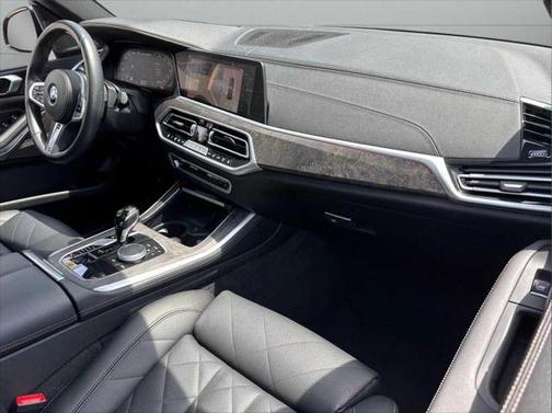 2023 BMW X5 M50i