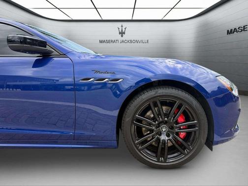 2023 Maserati Ghibli Modena Q4