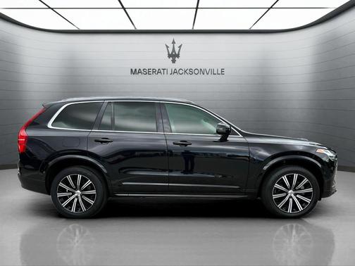 Onyx Black Metallic 2023 Volvo XC90 B5 Core