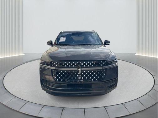 2025 Lincoln Navigator Black Label