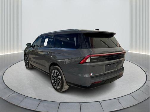 2025 Lincoln Navigator Black Label