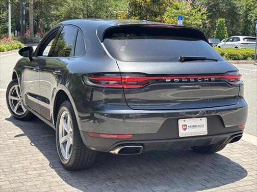 2021 Porsche Macan Base
