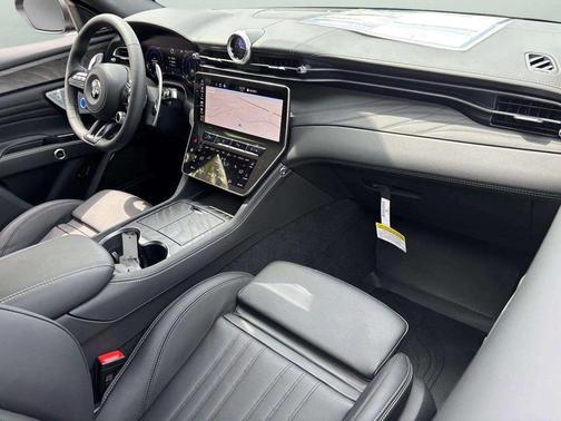 2025 Maserati Grecale Modena