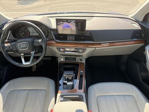 2022 Audi Q5 45 S line Premium