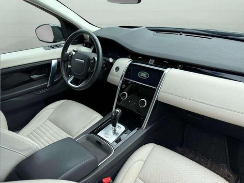 2020 Land Rover Discovery Sport SE