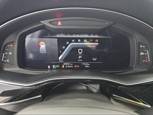 2023 Audi Q8 55 Premium