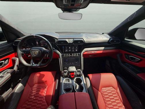 Black 2021 Lamborghini Urus Base
