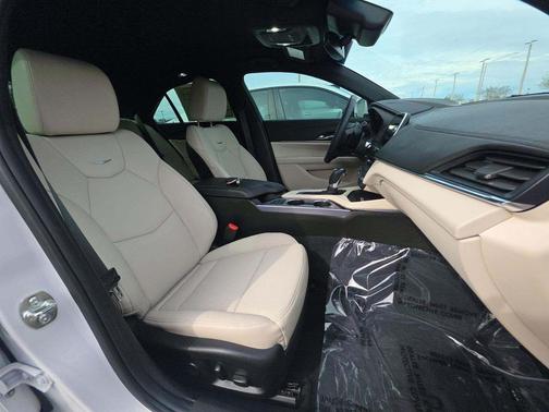 2025 Cadillac CT4 Premium Luxury RWD