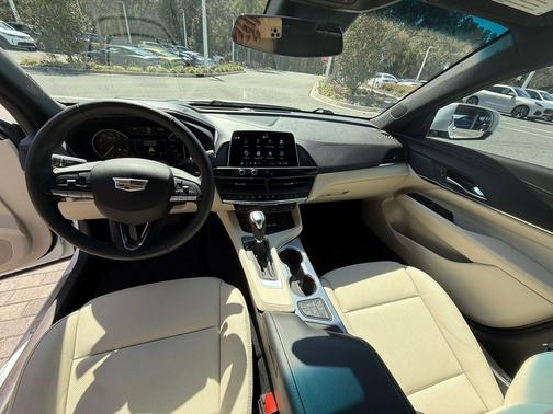 2025 Cadillac CT4 Premium Luxury RWD