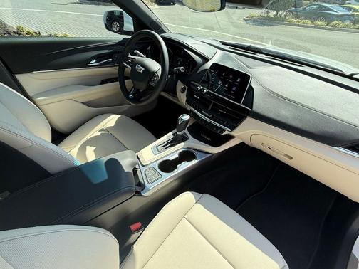 2025 Cadillac CT4 Premium Luxury RWD