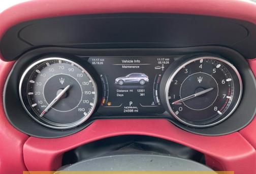 Nero Ribelle Metallic 2022 Maserati Levante GT