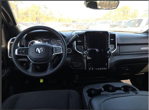 2025 RAM 2500 Big Horn Crew Cab 4x4 6'4' Box