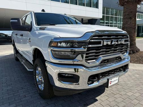 2025 RAM 2500 Big Horn Crew Cab 4x4 6'4' Box