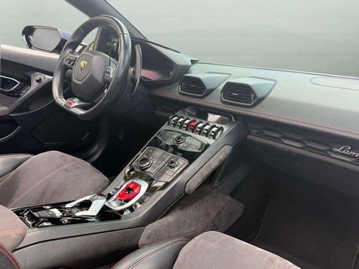 2016 Lamborghini Huracan LP610-4S