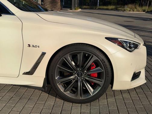 2019 INFINITI Q60 3.0t Red Sport 400