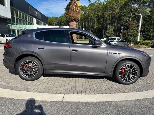 2025 Maserati Grecale 