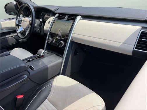 2023 Land Rover Discovery P360 HSE R-Dynamic