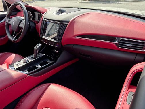 2022 Maserati Levante GT