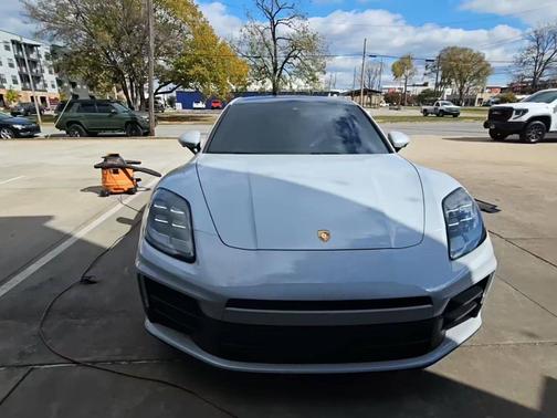 2024 Porsche Panamera Base