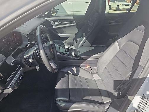 2024 Porsche Panamera Base