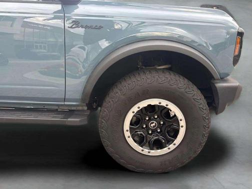 AREA 51 2022 Ford Bronco Outer Banks