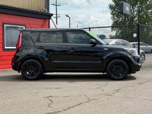 2014 Kia Soul Base