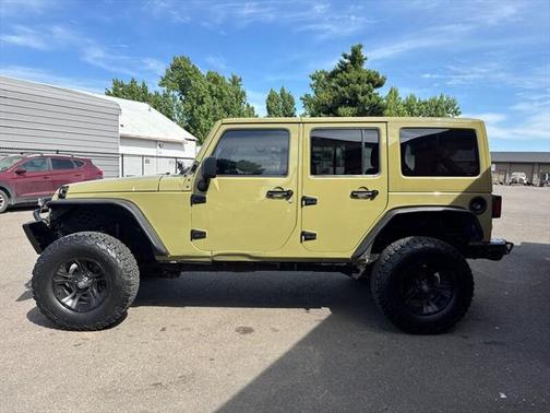 2013 Jeep Wrangler Unlimited Sahara