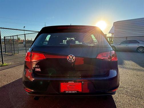 2015 Volkswagen Golf GTI 2.0T S 4-Door