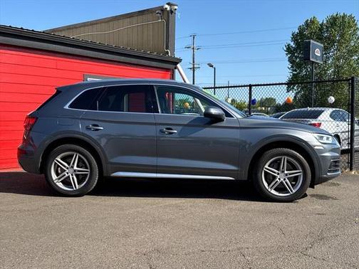 2018 Audi Q5 2.0T Premium Plus