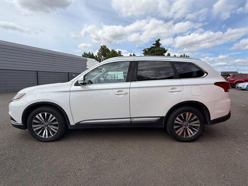 2020 Mitsubishi Outlander SEL