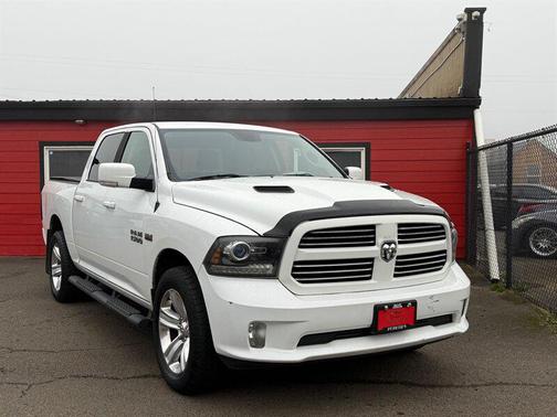 2016 RAM 1500 Sport
