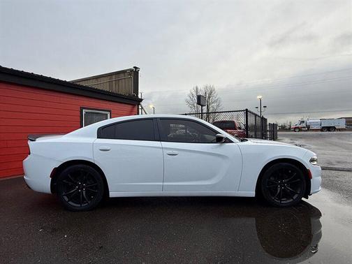 2018 Dodge Charger SXT