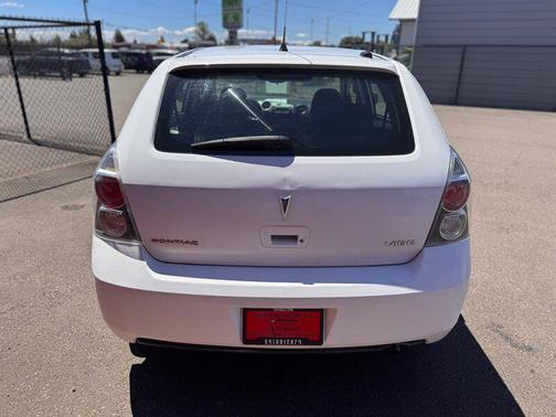 2010 Pontiac Vibe Base
