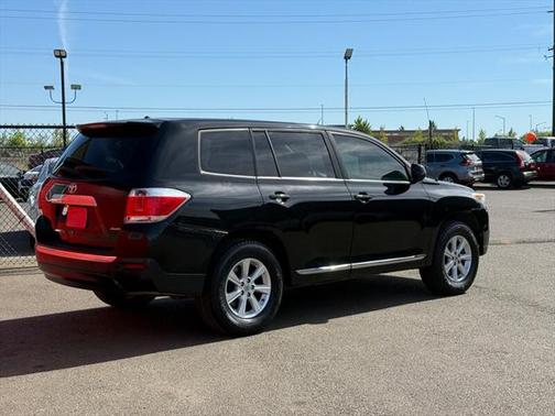 2011 Toyota Highlander SE