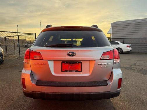 2012 Subaru Outback 2.5i Premium