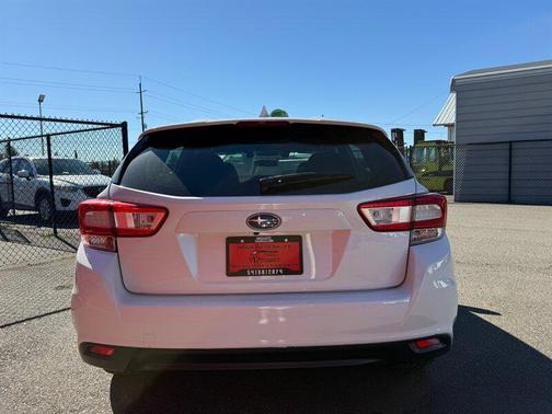 2019 Subaru Impreza 2.0i Sport
