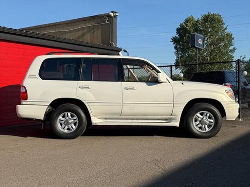 2001 Lexus LX 470 Base