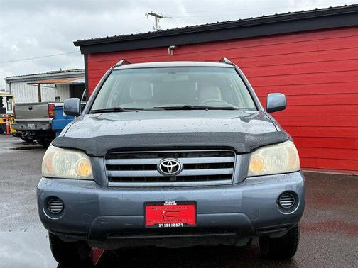 2004 Toyota Highlander Base