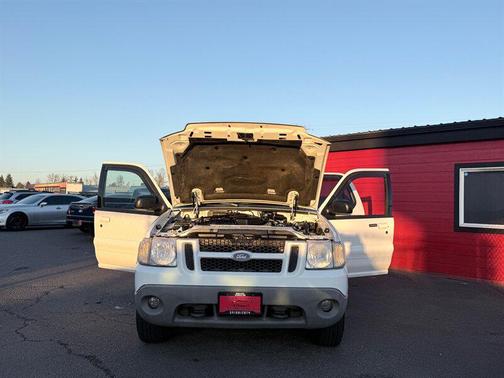 2001 Ford Explorer Sport Trac Base
