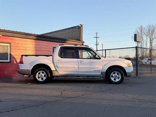 2001 Ford Explorer Sport Trac Base