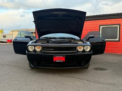 2013 Dodge Challenger SXT
