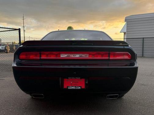 2013 Dodge Challenger SXT