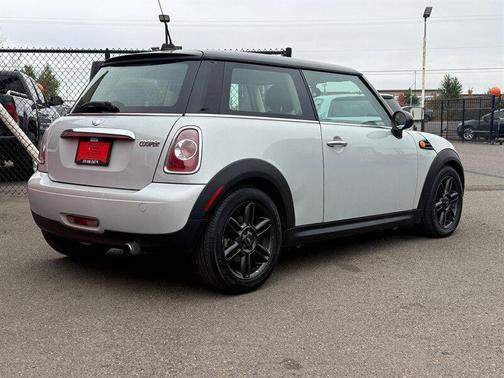 2011 MINI Cooper Base