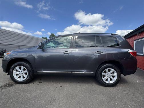 2013 Toyota Highlander SE