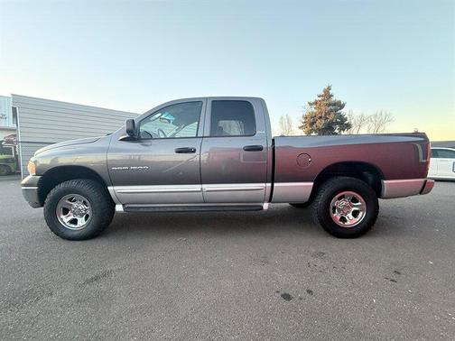 2002 Dodge Ram 1500 SLT