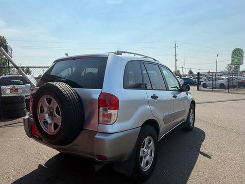 2003 Toyota RAV4 Base