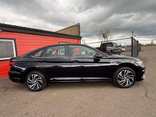 2021 Volkswagen Jetta 1.4T SEL Premium