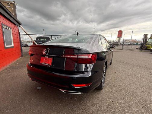 2021 Volkswagen Jetta 1.4T SEL Premium